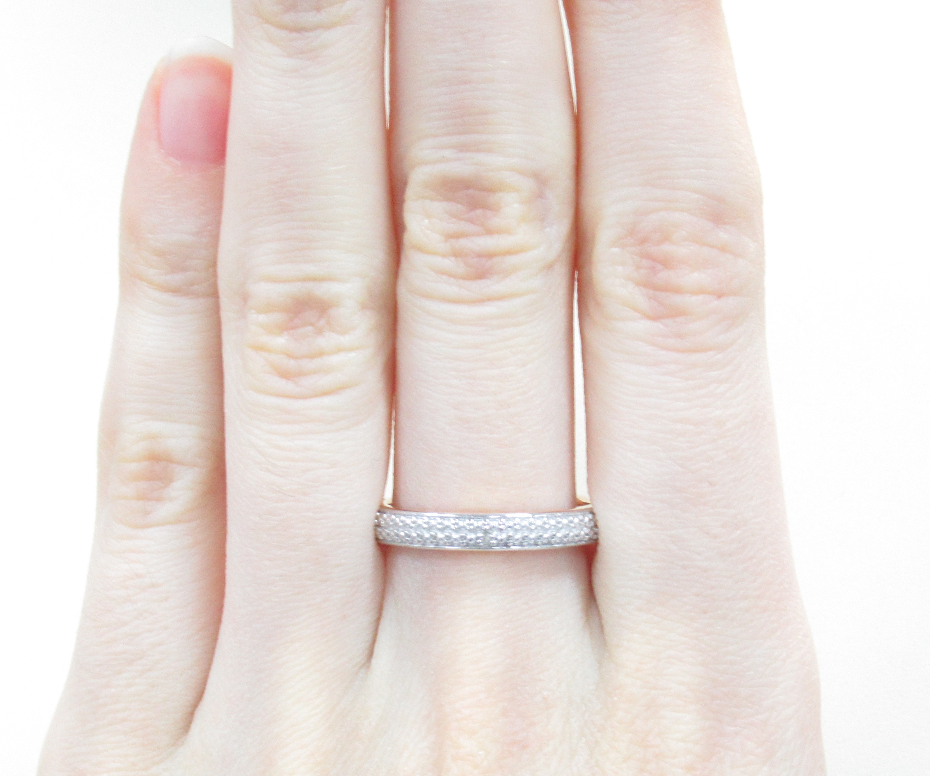 Серебряное кольцо 925 пробы; вставки 1 Бр.Кр-17 0,005 2/3A;